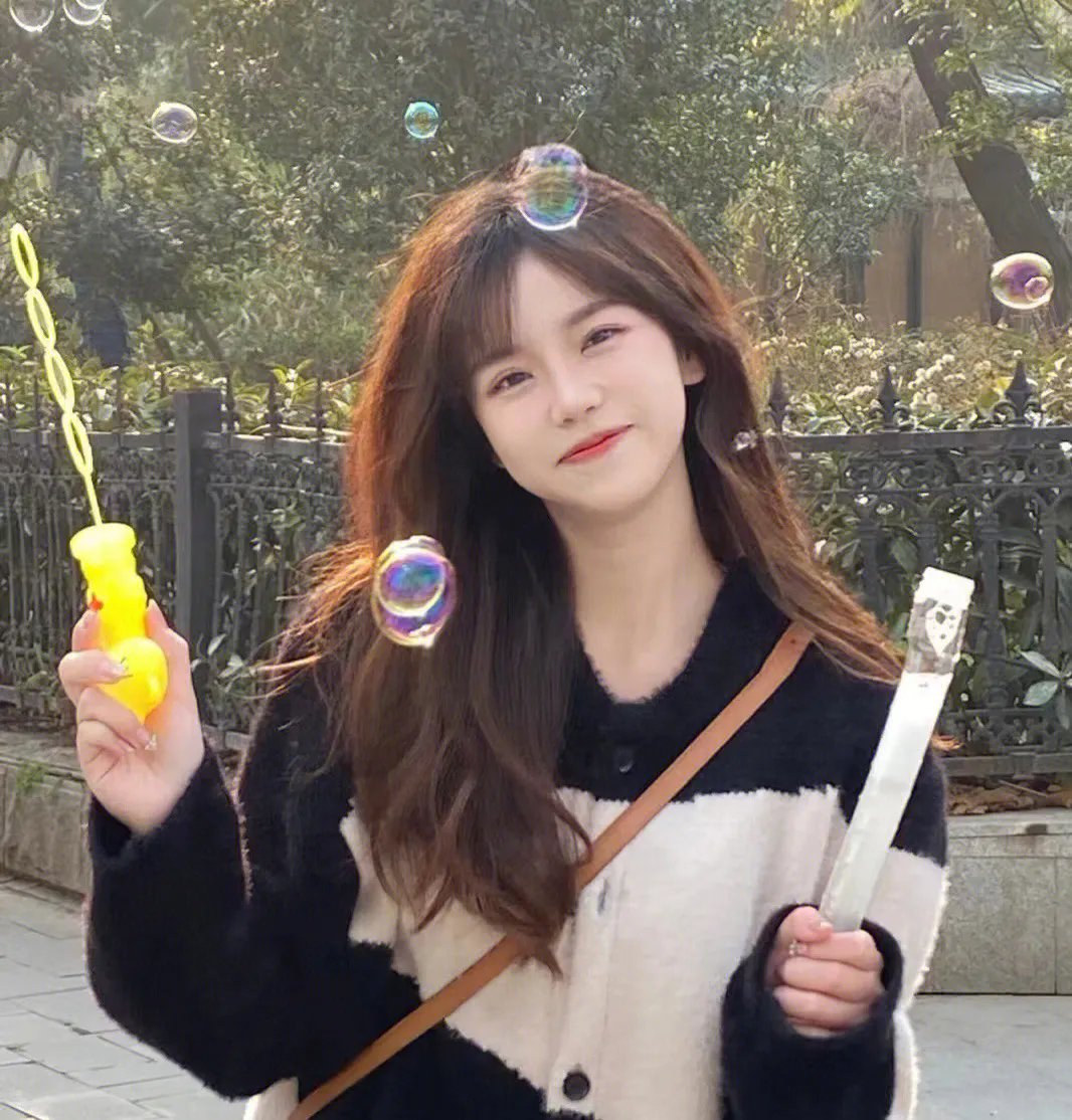 战神金刚：传奇的保护神第一季