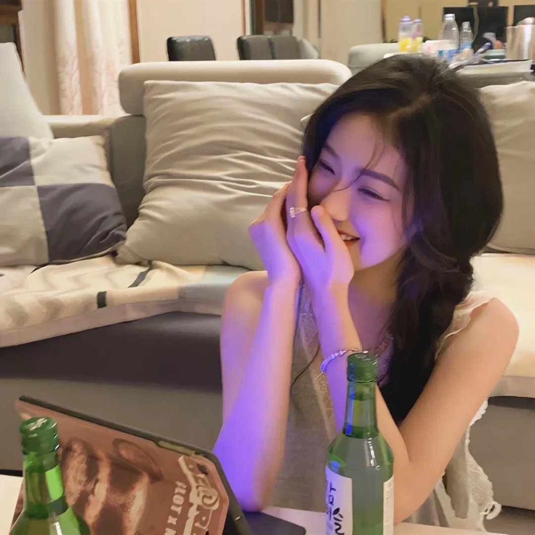 从没有天空的世界而来